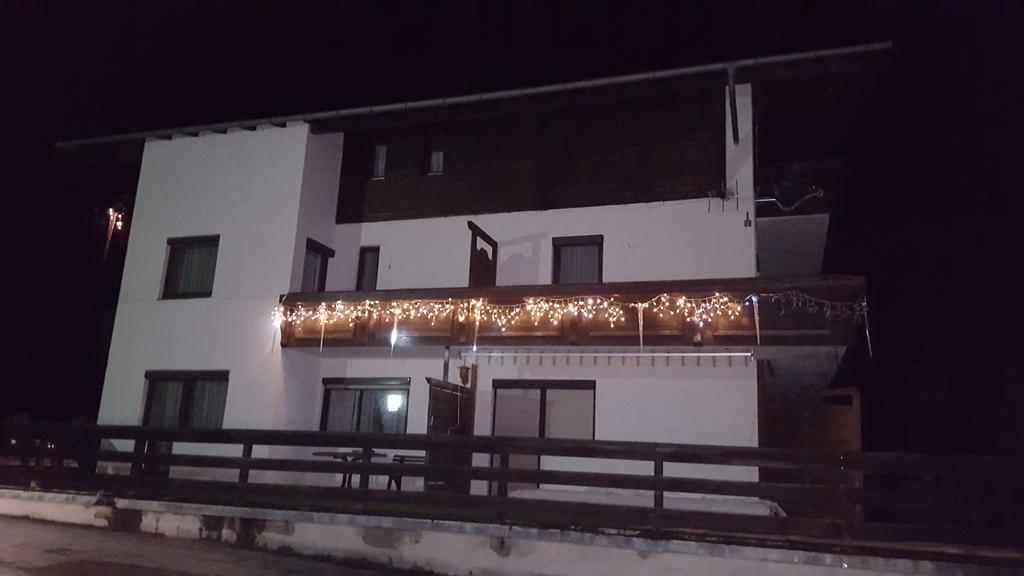 Pension Ostbach Лойташ Екстериор снимка